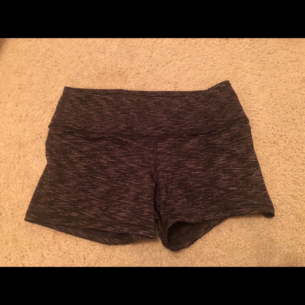 FLEO medium shorts, dark grey pattern